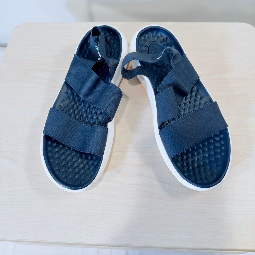 Crocs Sandals Size 10 - Picture 9 of 12